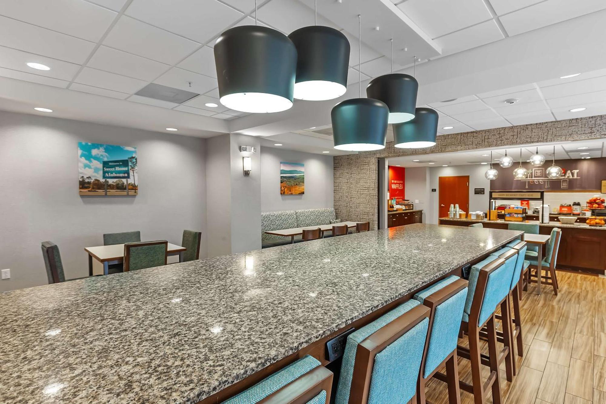 Hampton Inn - Atmore Exteriör bild